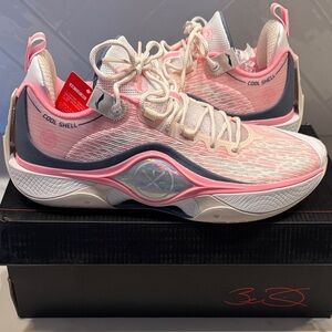 WAY OF WADE NEW Pink Butterfly Limited Edition Court Shoes